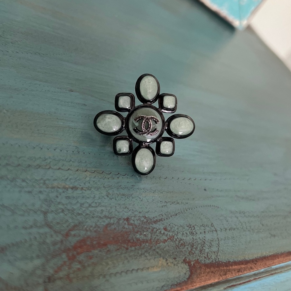 CHANEL Authentic Ring